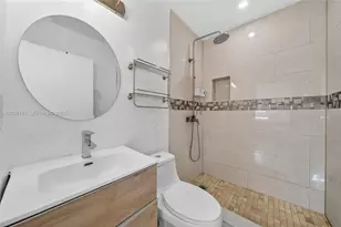 1155 NE 184th St, Miami, FL 33179 - Photo 22