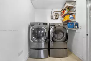 1155 NE 184th St, Miami, FL 33179 - Photo 24