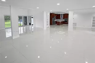 2181 SW 117th Terrace, Davie, FL 33325 - Photo 6