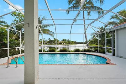 646 Heritage Dr #646, Weston, FL 33326 - Photo 42