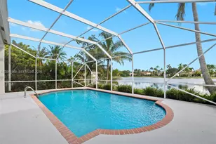 646 Heritage Dr, Weston, FL 33326 - Photo 2