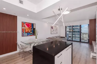 1010 Brickell Ave #4211, Miami, FL 33131 - Photo 4