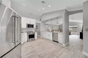 9841 SW 1st St, Plantation, FL 33324 - Photo 2