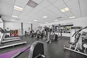 3675 N Country Club Dr, Aventura, FL 33180 - Photo 36