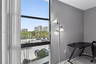 3675 N Country Club Dr, Aventura, FL 33180 - Photo 22