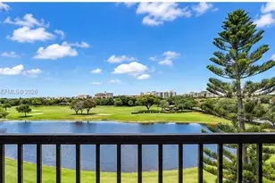 3300 W Rolling Hills Cir, Davie, FL 33328 - Photo 4
