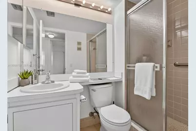 3300 W Rolling Hills Cir #606, Davie, FL 33328 - Photo 12