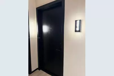 398 NE 5th St #4216, Miami, FL 33132 - Photo 1