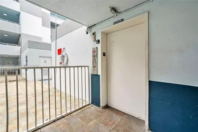 8261 NW 8th St #231, Miami, FL 33126 - Photo 20
