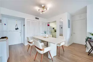 8261 NW 8th St, Miami, FL 33126 - Photo 6