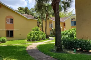 1154 Coral Club Dr, Coral Springs, FL 33071 - Photo 20