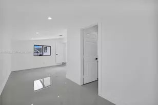 18530 NW 42nd Ave, Miami Gardens, FL 33055 - Photo 24