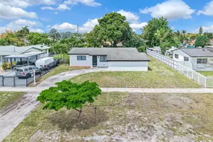 18530 NW 42nd Ave, Miami Gardens, FL 33055 - Photo 4