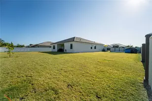 30772 SW 192nd Ct, Homestead, FL 33030 - Photo 8