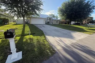 3262 SW Cohutta St, Port Saint Lucie, FL 34953 - Photo 4
