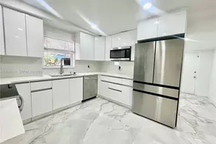 1649 NE 8th Ave, Fort Lauderdale, FL 33305 - Photo 8