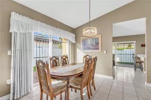 1013 NW 132nd Ave W, Miami, FL 33182 - Photo 8