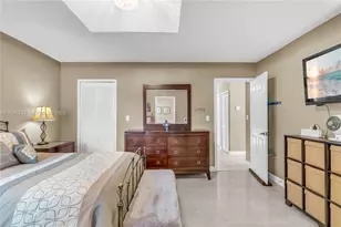 1013 NW 132nd Ave W, Miami, FL 33182 - Photo 16