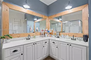 14435 NW 83rd Pl, Miami Lakes, FL 33016 - Photo 22