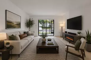 903 NE 199th St, Miami, FL 33179 - Photo 14