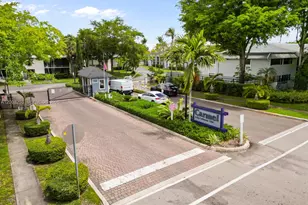 903 NE 199th St, Miami, FL 33179 - Photo 46