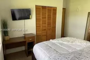 19900 SW 326th St, Homestead, FL 33030 - Photo 4