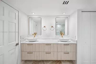 2000 Towerside Ter #1506, Miami, FL 33138 - Photo 40