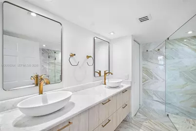 2000 Towerside Ter #1506, Miami, FL 33138 - Photo 38