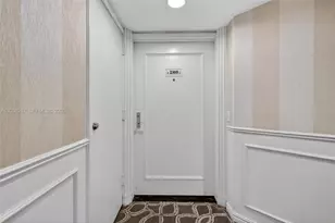 3000 Island Blvd, Aventura, FL 33160 - Photo 4