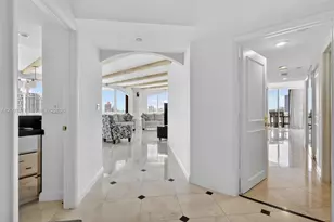3000 Island Blvd, Aventura, FL 33160 - Photo 6