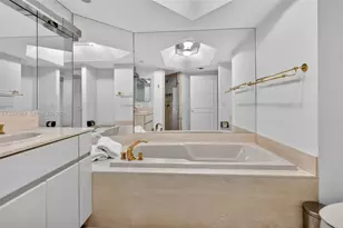 3000 Island Blvd, Aventura, FL 33160 - Photo 34