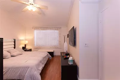 15123 NW 8th St, Pembroke Pines, FL 33028 - Photo 30