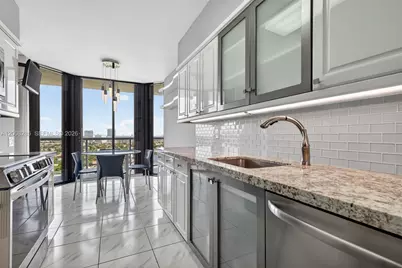 3640 Yacht Club Dr #1602, Aventura, FL 33180 - Photo 4