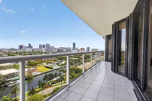 3640 Yacht Club Dr, Aventura, FL 33180 - Photo 18