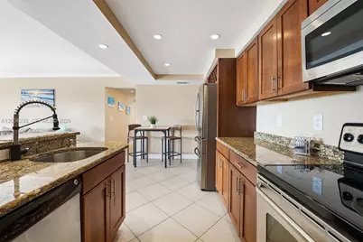2900 NE 30th St #7G, Fort Lauderdale, FL 33306 - Photo 4
