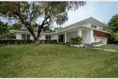 173 S Shore Dr S, Miami, FL 33133 - Photo 2
