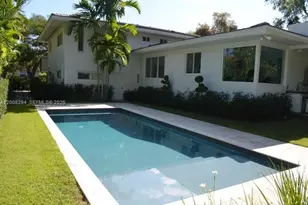 173 S Shore Dr S, Miami, FL 33133 - Photo 12