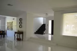 173 S Shore Dr S, Miami, FL 33133 - Photo 6