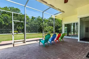 12743 N Winners Cir, Davie, FL 33330 - Photo 12
