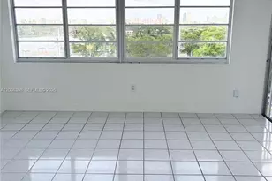1780 NE 191st St, Miami, FL 33179 - Photo 10