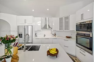 2973 NW 97th Ct, Doral, FL 33172 - Photo 8