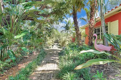 9325 NE 5th Ave, Miami Shores, FL 33138 - Photo 10