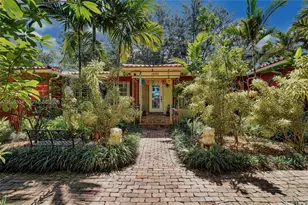 9325 NE 5th Ave, Miami Shores, FL 33138 - Photo 2