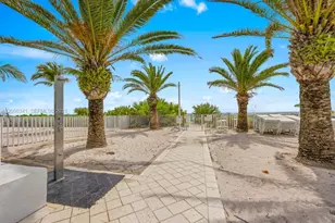 607 Ocean Dr, Key Biscayne, FL 33149 - Photo 30