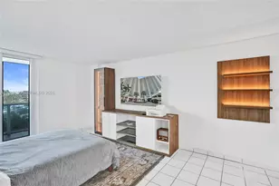 100 Bayview Dr, Sunny Isles Beach, FL 33160 - Photo 30