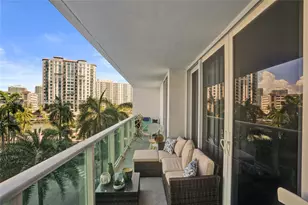 100 Bayview Dr, Sunny Isles Beach, FL 33160 - Photo 26