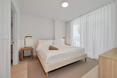 77 SE 5 #1906, Miami, FL 33131 - Photo 10