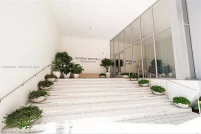 77 SE 5 #1906, Miami, FL 33131 - Photo 32