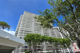 3701 N Country Club Dr, Aventura, FL 33180 - Photo 38