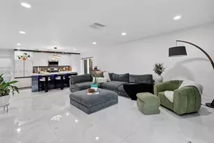 18931 SW 97th Ave, Cutler Bay, FL 33157 - Photo 16